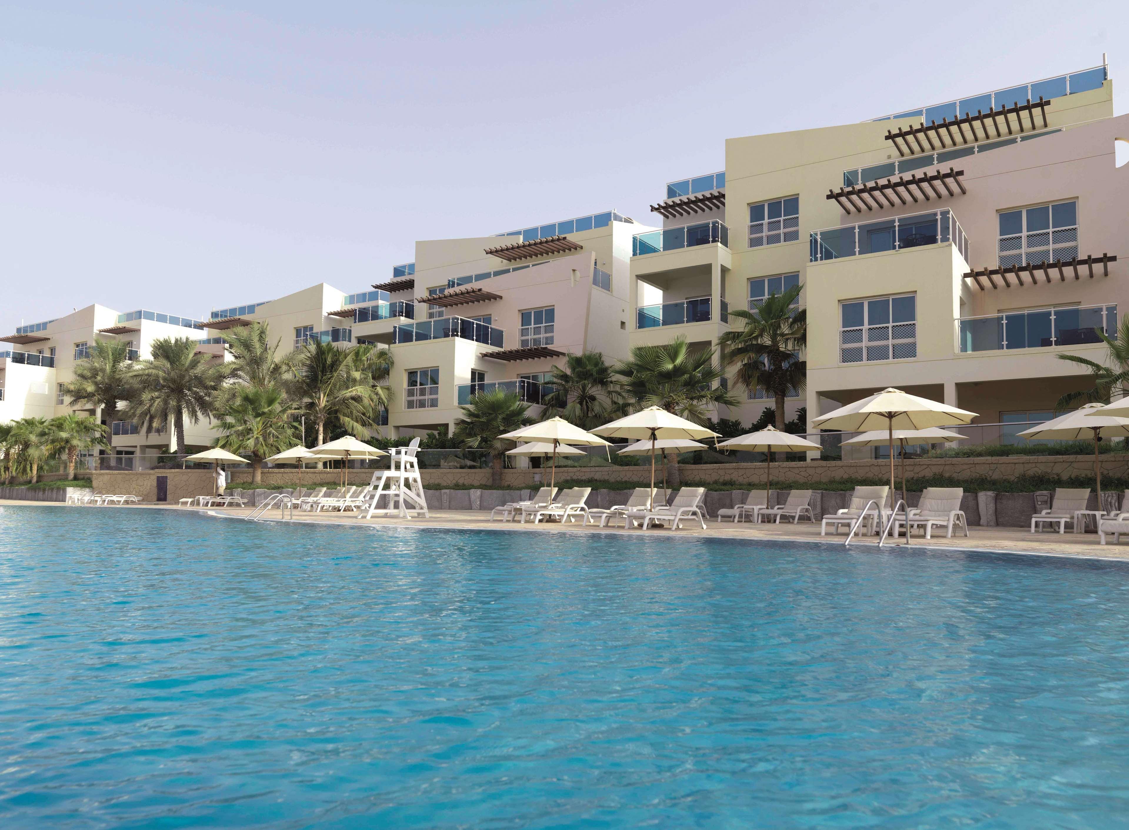 Radisson фуджейра 5. Отель Radisson Blu Resort Fujairah 5. Рэдиссон Блю Фуджейра 5. Рэдиссон Дубай Фуджейра. ОАЭ,Фуджейра,Radisson Blu Resort Fujairah.